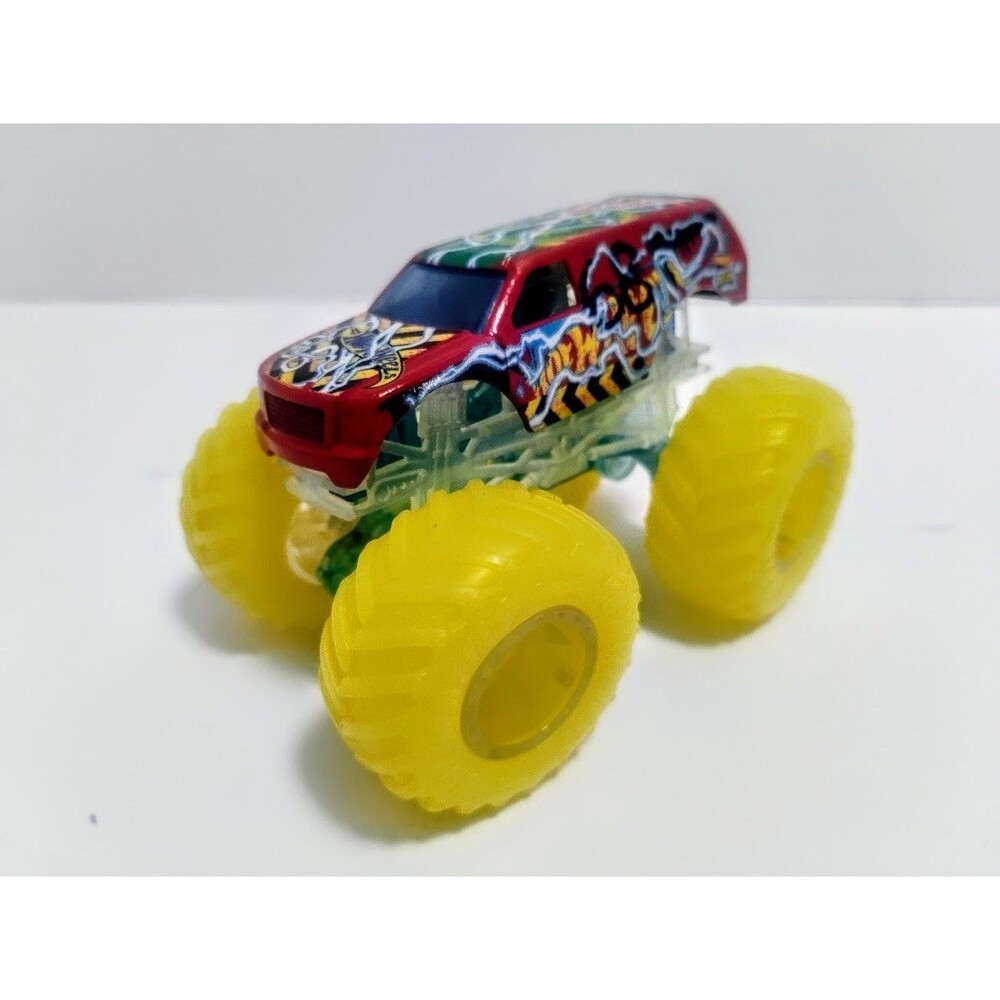 MATTEL HOT WHEELS MONSTER TRUCKS DEMO DERBY POWER SMASHERS 1:64 DIECAST
